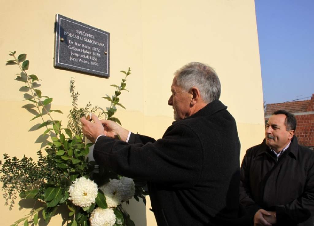 Crkva sv. Križa Šemovci-posveta spomen ploće.